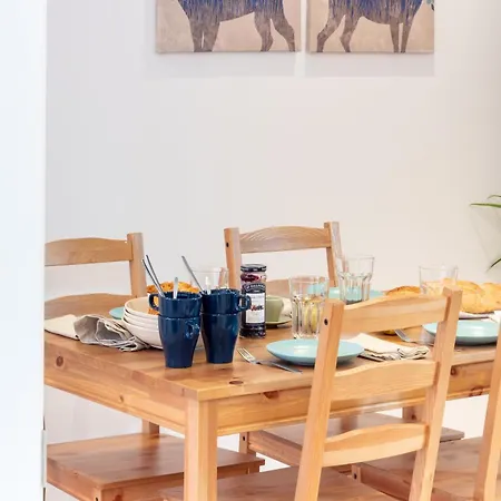 Serafina 3st Floor 2br With Swimingpool Daire Lisboa