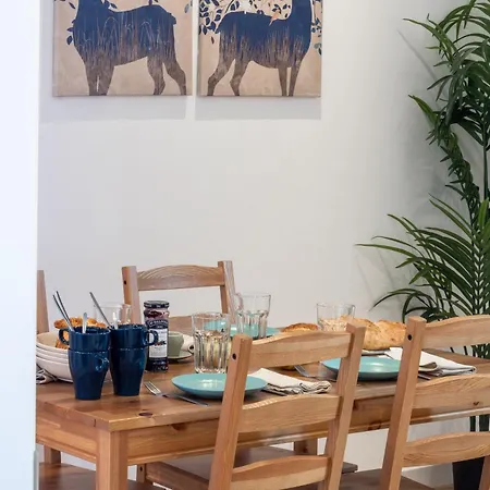Serafina 3st Floor 2br With Swimingpool Daire